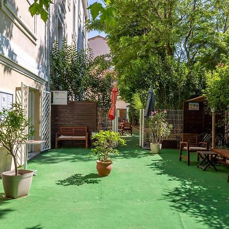 Residence Les Cordeliers Авиньон Екстериор снимка