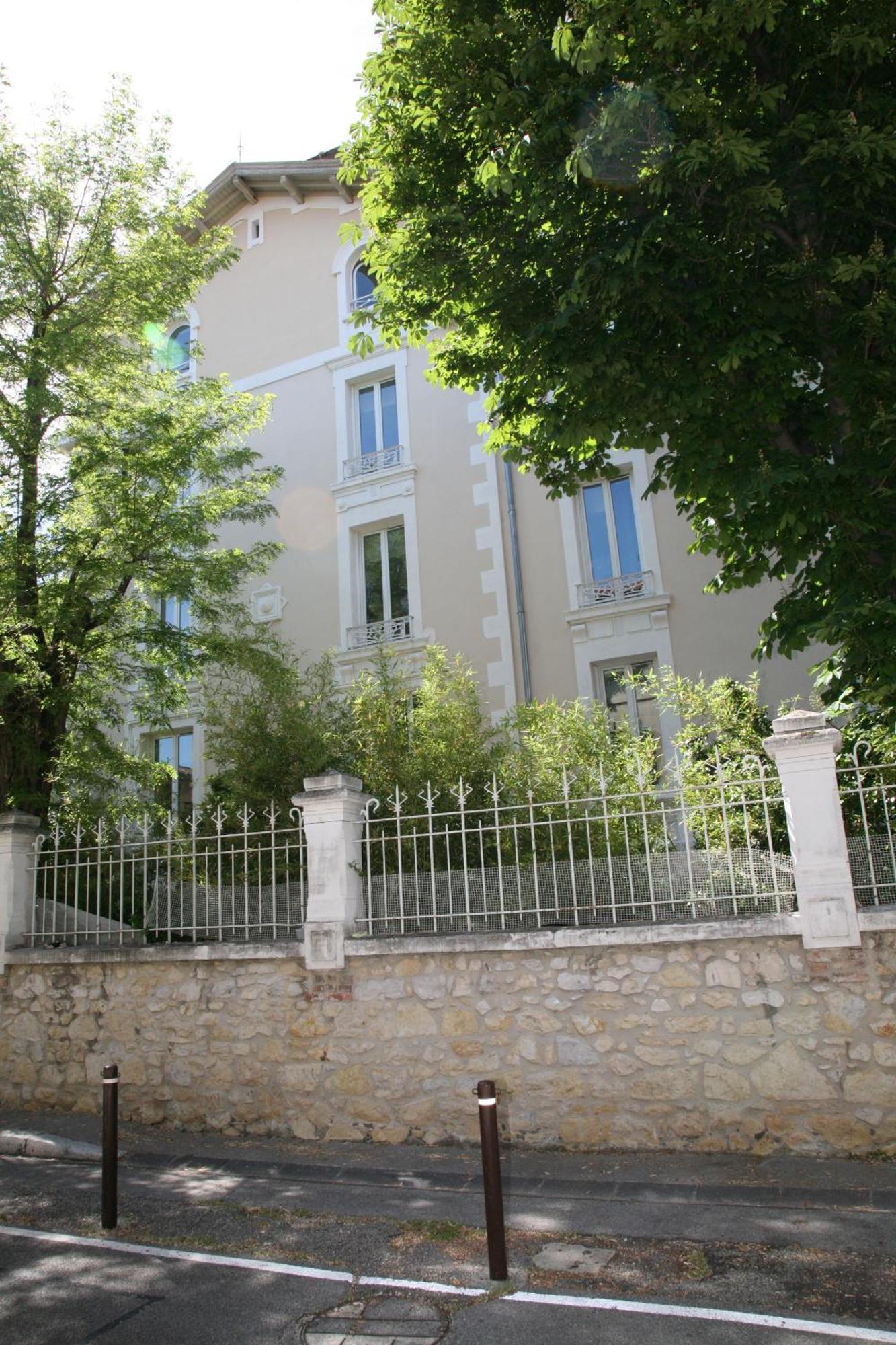 Residence Les Cordeliers Авиньон Екстериор снимка